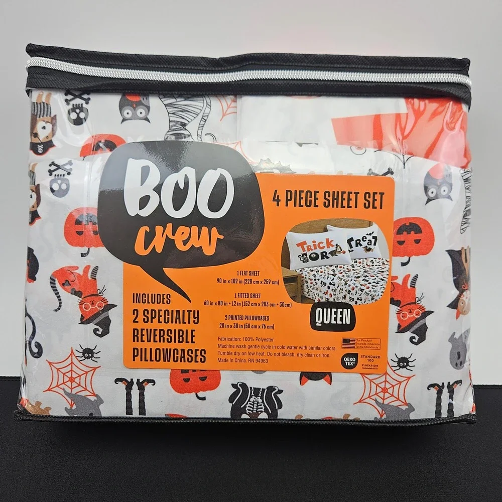 Queen Halloween Boo Crew‎ 4 Piece Sheet Set 2 Specialty Reversible Pillowcases